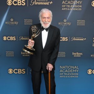 Dick Van Dyke and His Wife Evacuate Malibu Home Amid 'Terrible' Fires