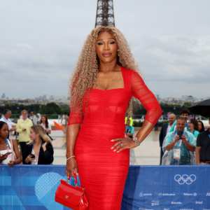 Serena Williams Hits Back at 'Ridiculous' Skin Bleaching Speculation