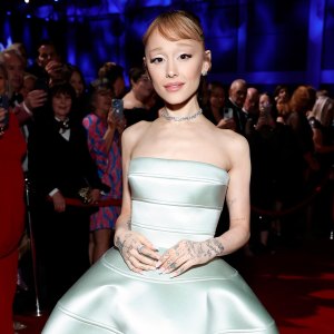 Ariana Grande Clarifies Joke About Using Botox and Juvederm Says Shes Still Clean