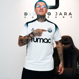 Cantante colombiano Blessd.