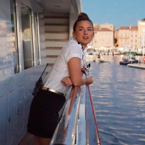 Below Deck Meds Aesha Scott Had to Finger Charter Guest's 'Poop Out of the Shower Plug Hole