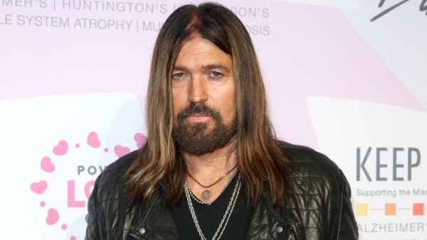 Billy Ray Cyrus Returns to Social Media After Sons Drama Over His Health