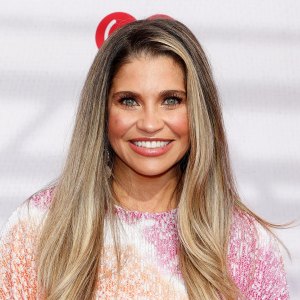 Danielle Fishel Says Boy Meets World Taught Her the Dos and Donts of Directing Kids on Wizards