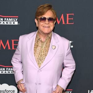 Elton John Jokes About Eyesight Issues While Presenting at 2025 Golden Globes