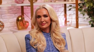 Erika Jayne Made Dorit Kemsley Smoking Photo Her Background
