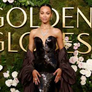 Feature What Has Zoe Saldana Said About Her Battle With Dyslexia