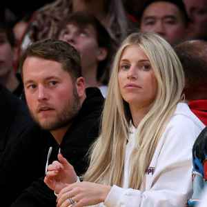 Golden State Warriors v Los Angeles Lakers