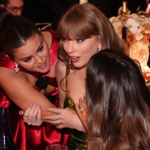 5 Reasons Celebrity Gossip Is Seriously Good for You, According to Science