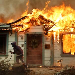 How to Help Those Affected by Los Angeles Wildfires