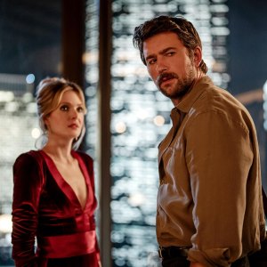 It Ends With Us Brandon Sklenar and White Lotus Meghann Fahy Make a Killer Pair in Drop Trailer 953