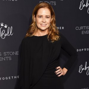 Jenna Fischer Honors One Year After Cancer Surgery and Provides Health Update