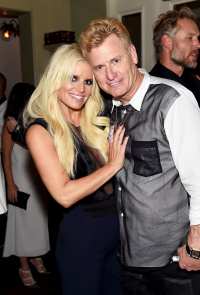 The Jessica Simpson Family Guide