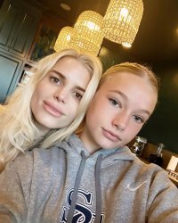 The Jessica Simpson Family Guide