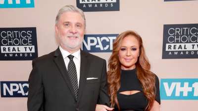 Leah Remini Breaks Her Silence on Mike Rinder s Death He Was My Family