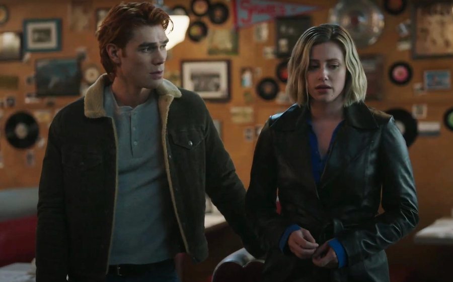 Lili Reinhart Recalls Developing an Eating Disorder During Season 6 of Riverdale