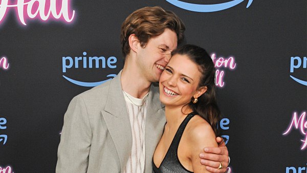 Maxton Hall Harriet Herbig Matten Denies Ever Dating Onscreen Love Interest Damian Hardung