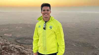 Olympic Kite Surfer Bruno Lobo Rescues Drowning Woman in Dramatic Video
