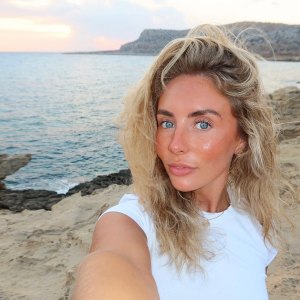 Only Fans Star Bonnie Blue Shares Why Her Events Are the Best Place for Men to Cheat 263