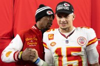 Patrick Mahomes' father casts shadow at bills fans after AFC championship
