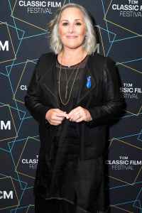 Ricki Lake shares a warm -up update after losing invaluable birth photos in la wildfires