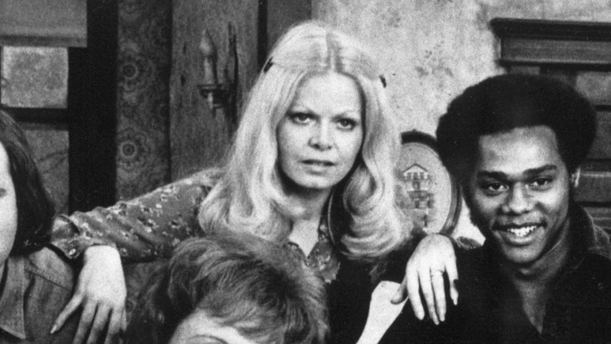 Sally Struthers Spent $40K Trying to Leave All in the Family | Us Weekly