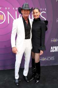 Tim McGraw Says Daughter Audrey's Singing Brings Him and Wife Faith Hill to Tears 033