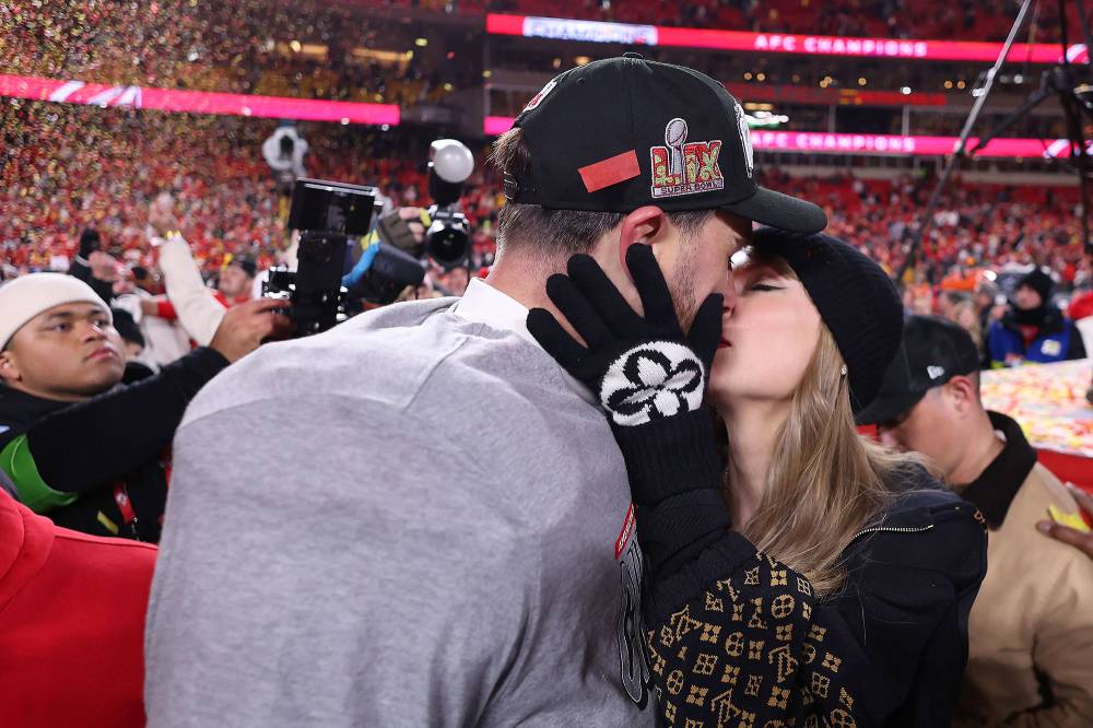 Travis Kelce Likes Chiefs Pic With Taylor Swift at AFC Championship