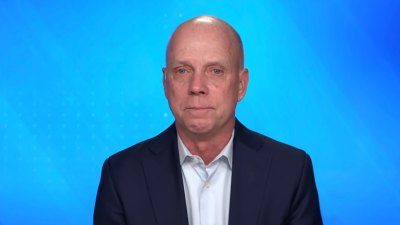 Scott Hamilton Tearfully Reacts to DC Plane Crash