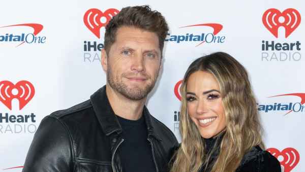 Jana Kramer Refuses to Reveal Whether She Signed a Prenup With Husband Allan