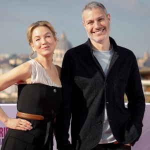 Bridget Jones Director Says Renee Zellweger Came to Set in Character