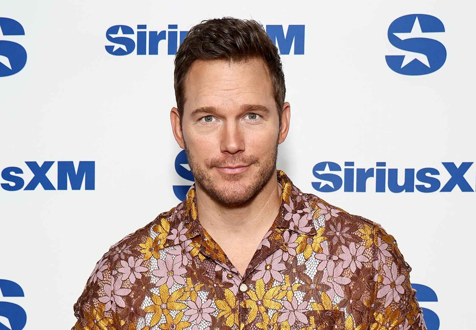 Chris Pratt Looked Right at Patrick Schwarzenegger's D—k in White Lotus ...