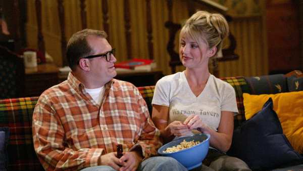 Drew Carey Reflects on the Drew Carey Show s 30th Anniversary