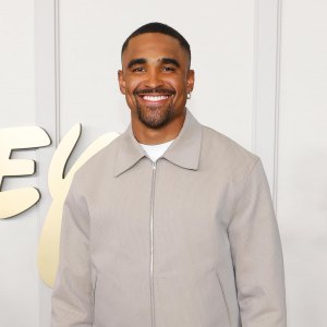 Eagles Jalen Hurts on Having an All-Female Management Team 029