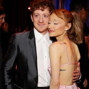 Ethan Slater Says He s Unendingly Proud of Ariana Teases Special Performance in Wicked 2 366
