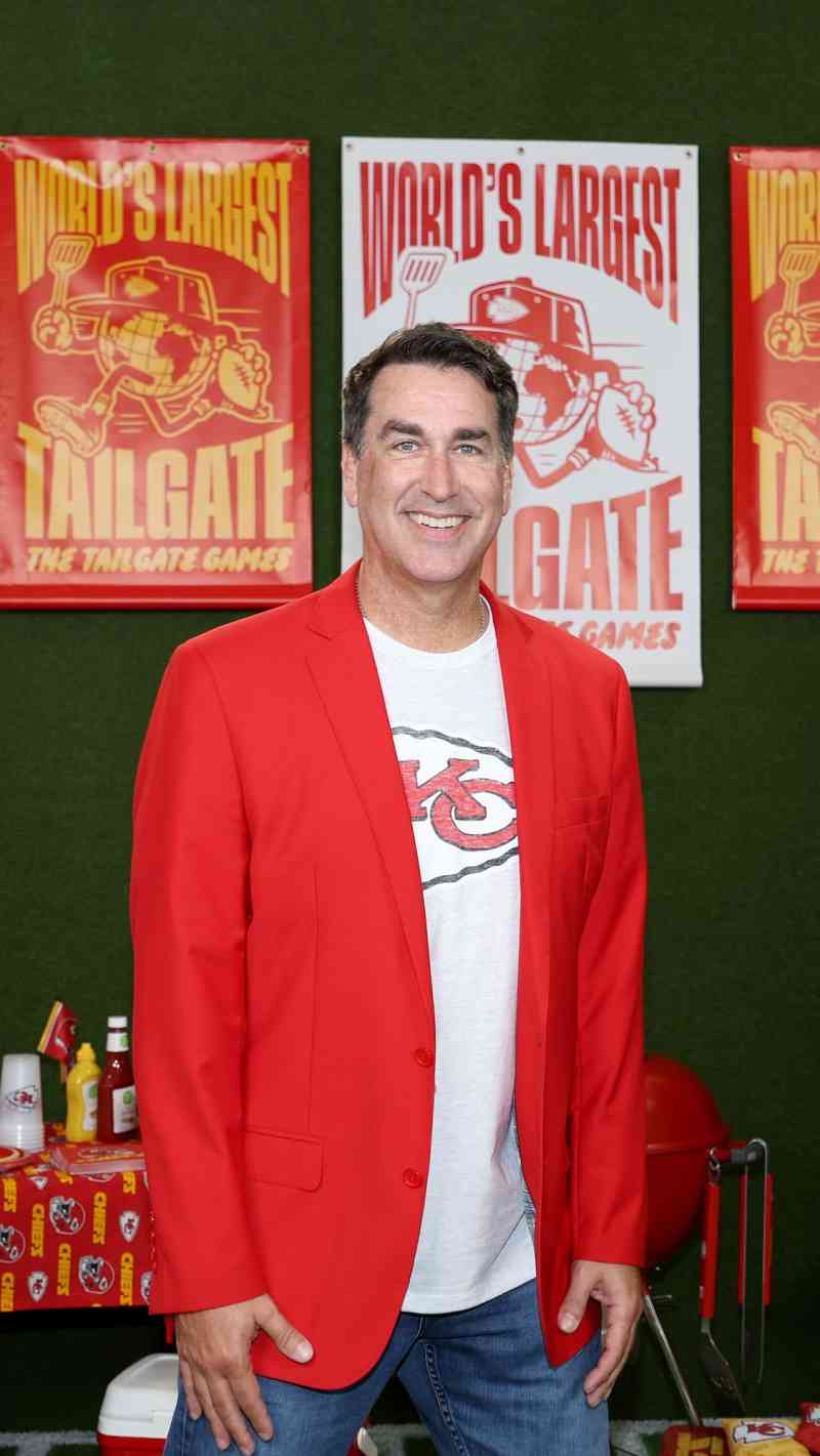 Rob Riggle Ufc Rob Riggle News - Us Weekly