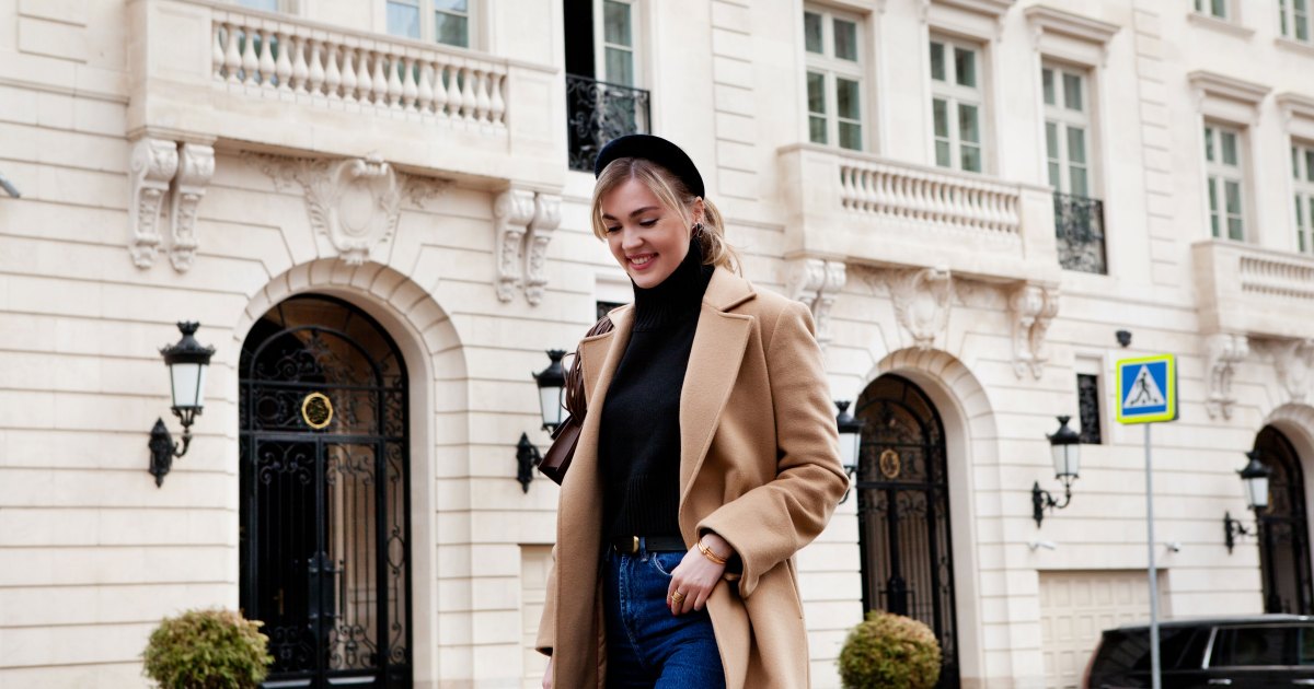17 Flattering Winter Tops That Give You An Hourglass Figure 17 Flattering Winter Tops That Give You An Hourglass Figure