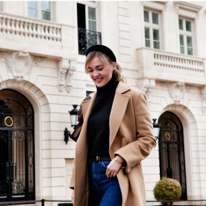 Hourglass-Winter-Tops