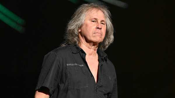 Kansas Frontman Ronnie Platt Announces Thyroid Cancer Diagnosis