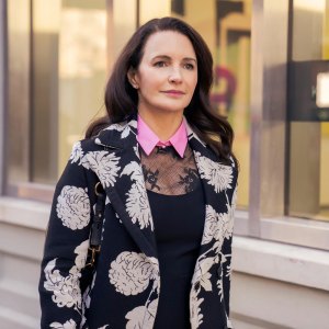 Kristin Davis Recalls Working With Beautiful Prosthetic Penis on AJLT
