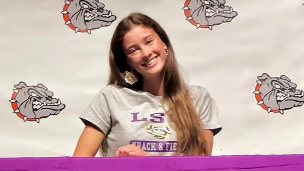 LSU Pole Vaulter Dillon Reidenauer 18 Dies in Car Accident on Campus 529