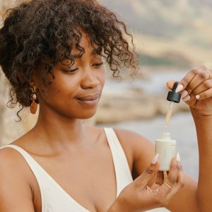 Laura-Mercier-Tinted-Moisturizer