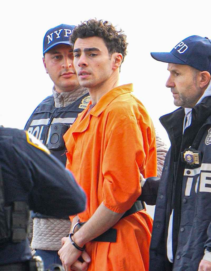Luigi Mangione Accepts $300K From Supporters for Defense in Murder Case ...