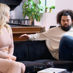 Married at First Sight Sneak Peek David’s Apology for Cheating Leaves the Experts Unimpressed