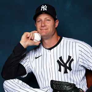 New York Yankees Allowed to Have Facial Hair