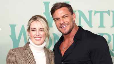 Reacher Star Alan Ritchson and Wife Catherine s Family Album With 3 Sons See Photos 087