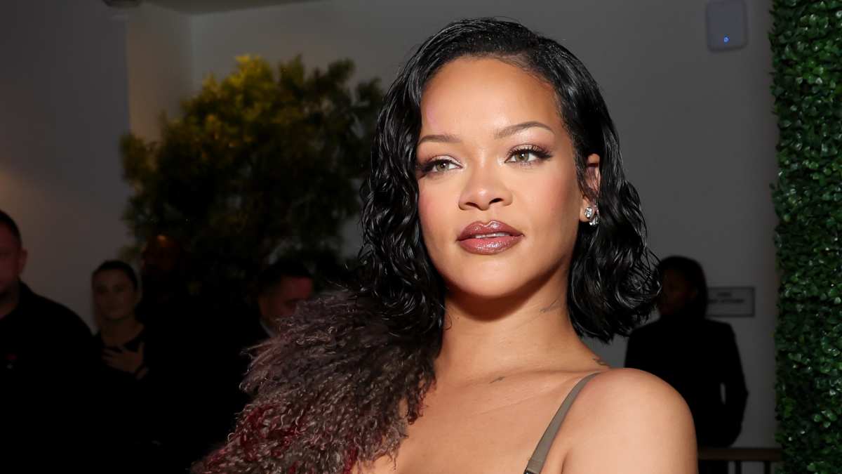 Rihanna Flashes Her Butt in Sexy Savage x Fenty Thong Lingerie | Us Weekly Rihanna Flashes Her Butt in Sexy Savage x Fenty Thong Lingerie | Us Weekly