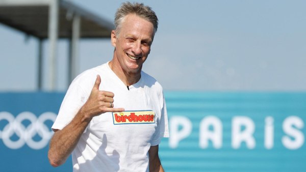 Skateboard Legend Tony Hawk Is Very Particular About His Taco Bell Order
