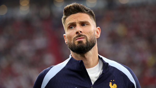 Soccer Star Olivier Giroud Robbed of 500k in Jewelry During Home Invasion