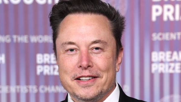 Grimes Urges Elon Musk to Respond to Child Medical Crisis