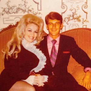 Dolly Parton Pays Tribute to Late Husband Carl Dean in First Public Appearance Since His Death